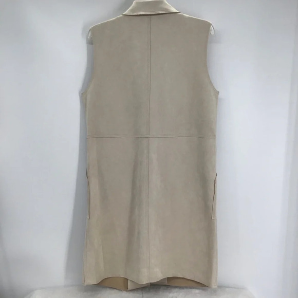 TRUTH by Republic Women’s Faux Suede Button-Up Vest Stone NWT Size Medium - Picture 3 of 9